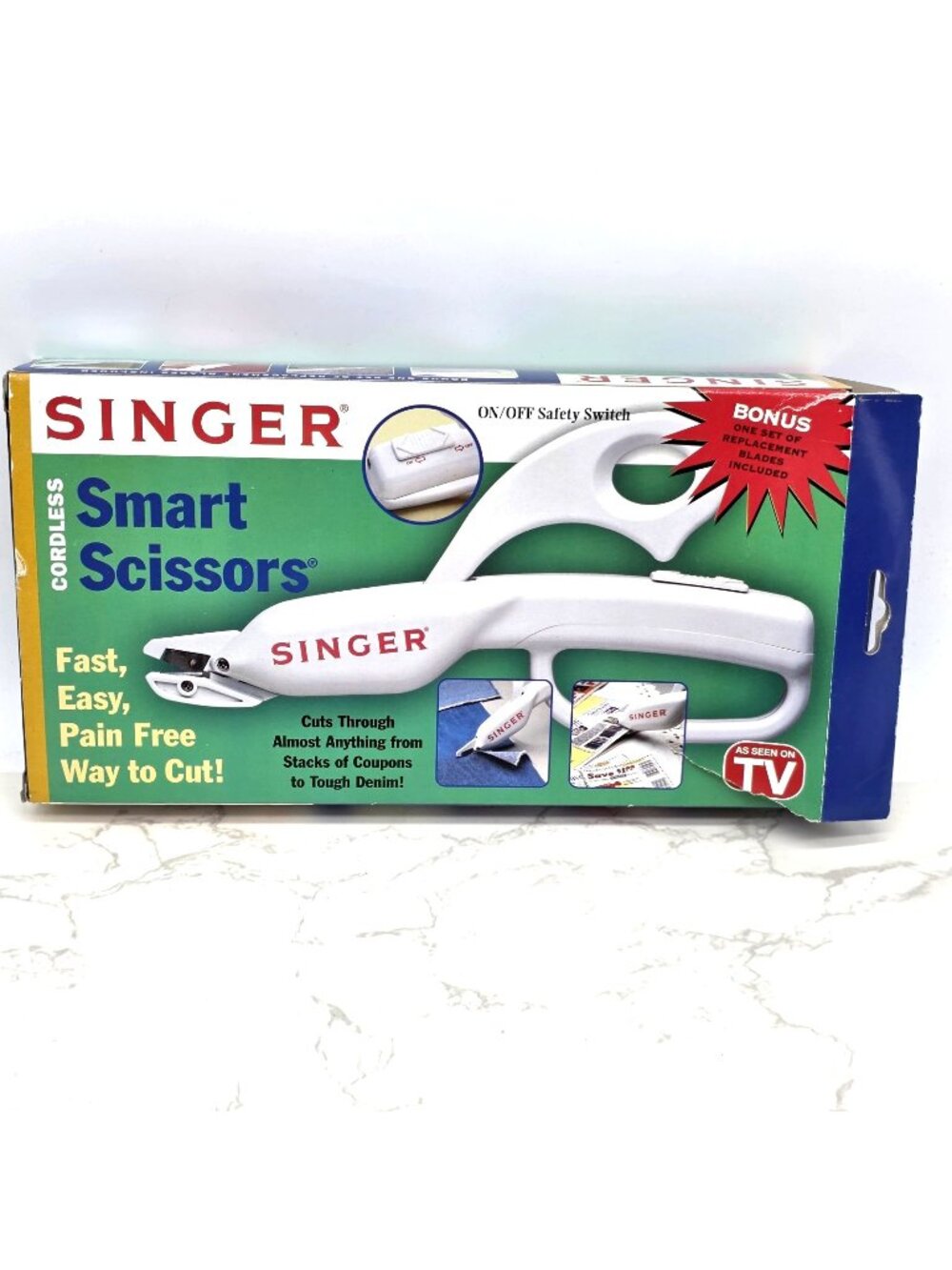 SINGER Electric Scissors Cordless SMART Fabric Cutters Paper Crafts Battery NEW